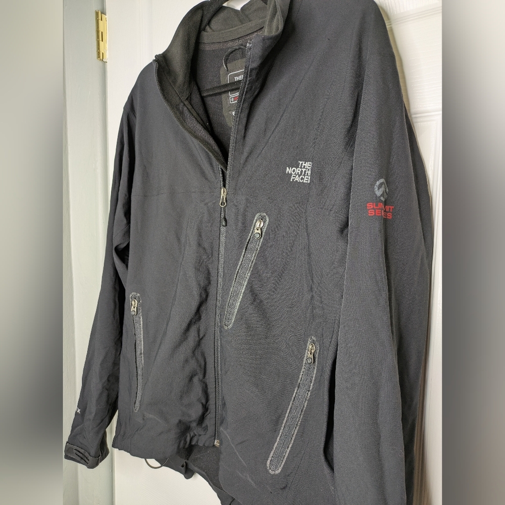 The North Face Men's Black Jacket Summit Series Medium